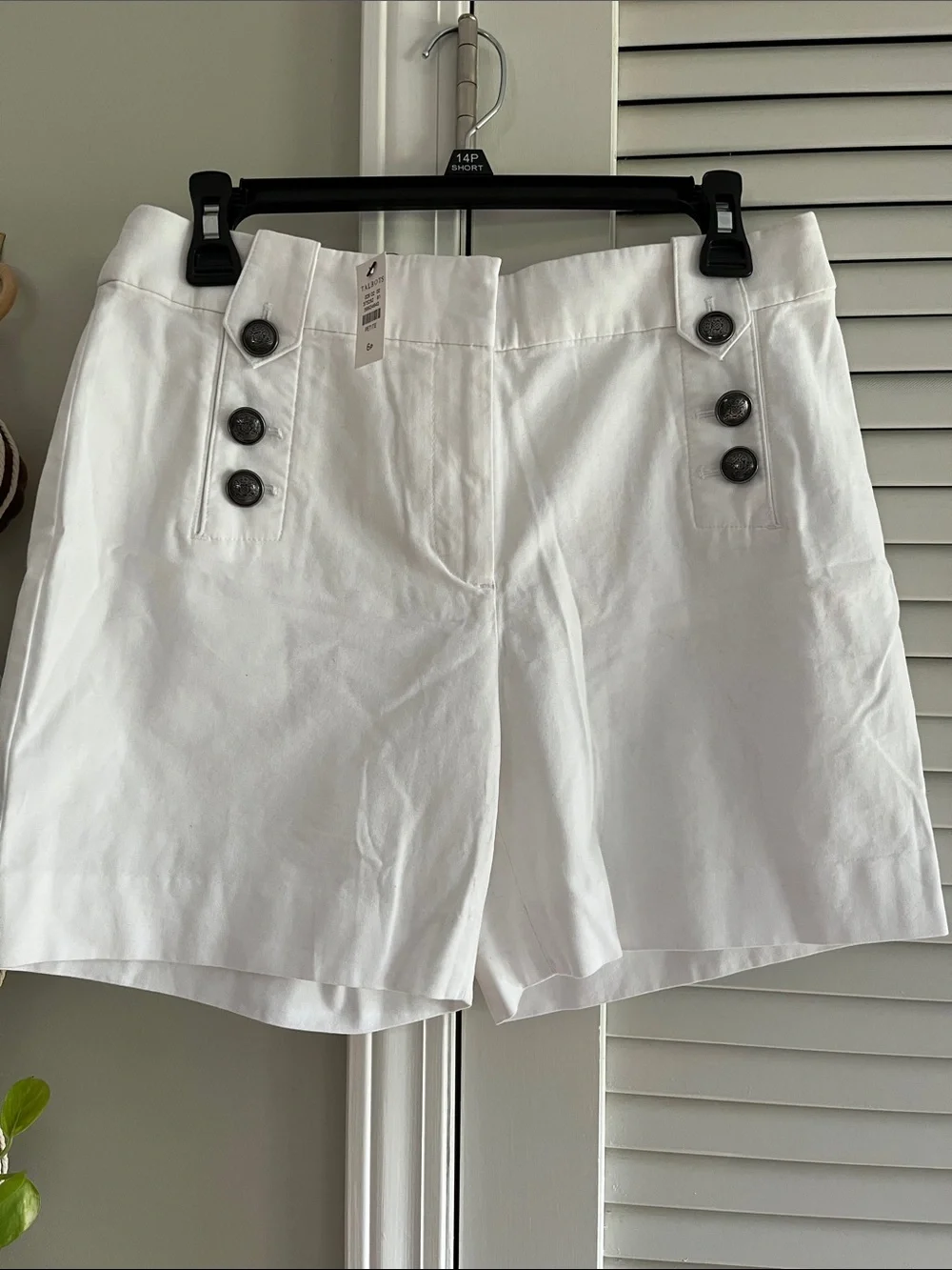 Talbots White Button-Accent High-Rise Shorts
